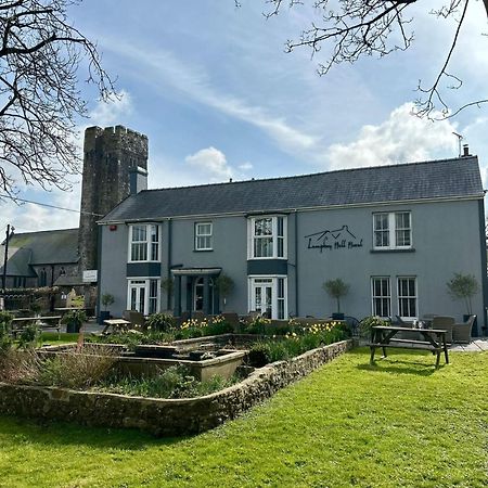 Oyo Lamphey Hall Hotel Pembroke Exterior foto